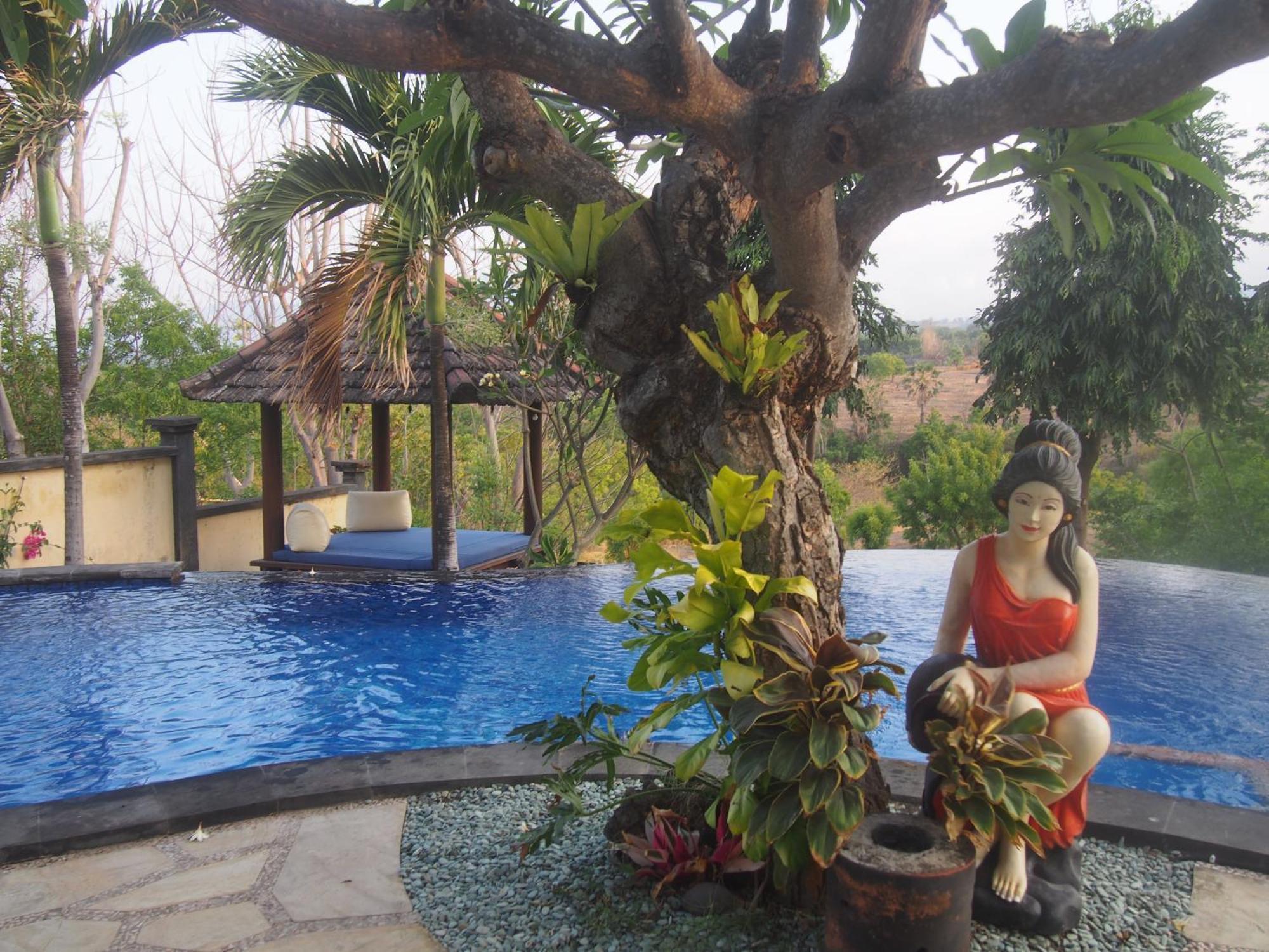 Villa Omah Semar Tulamben  Exterior photo
